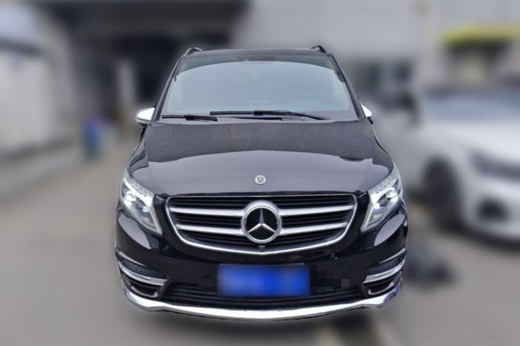 Used Mercedes-Benz V-Class 2017 V 260 L Prestige Extended Edition Front