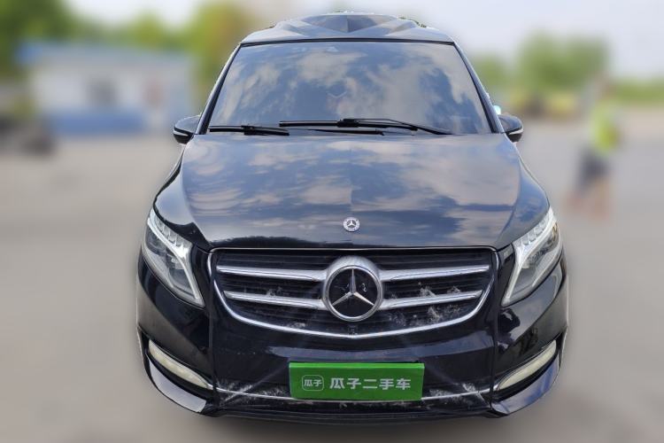 Used Mercedes-Benz V-Class  Front