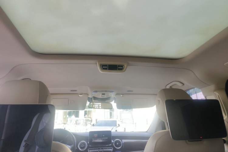 Used Mercedes-Benz V-Class 2017 V 260 L Prestige Extended Edition Headliner