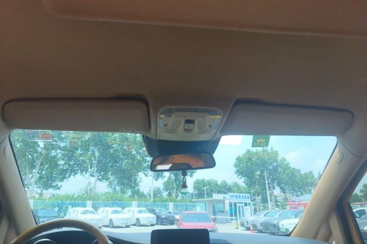 Used Mercedes-Benz V-Class  Headliner