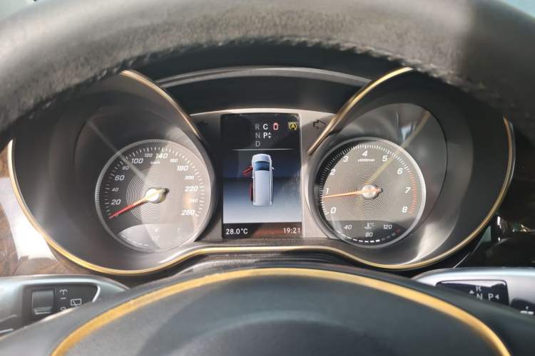 Used Mercedes-Benz V-Class 2017 V 260 Prestige Edition Instrument Cluster