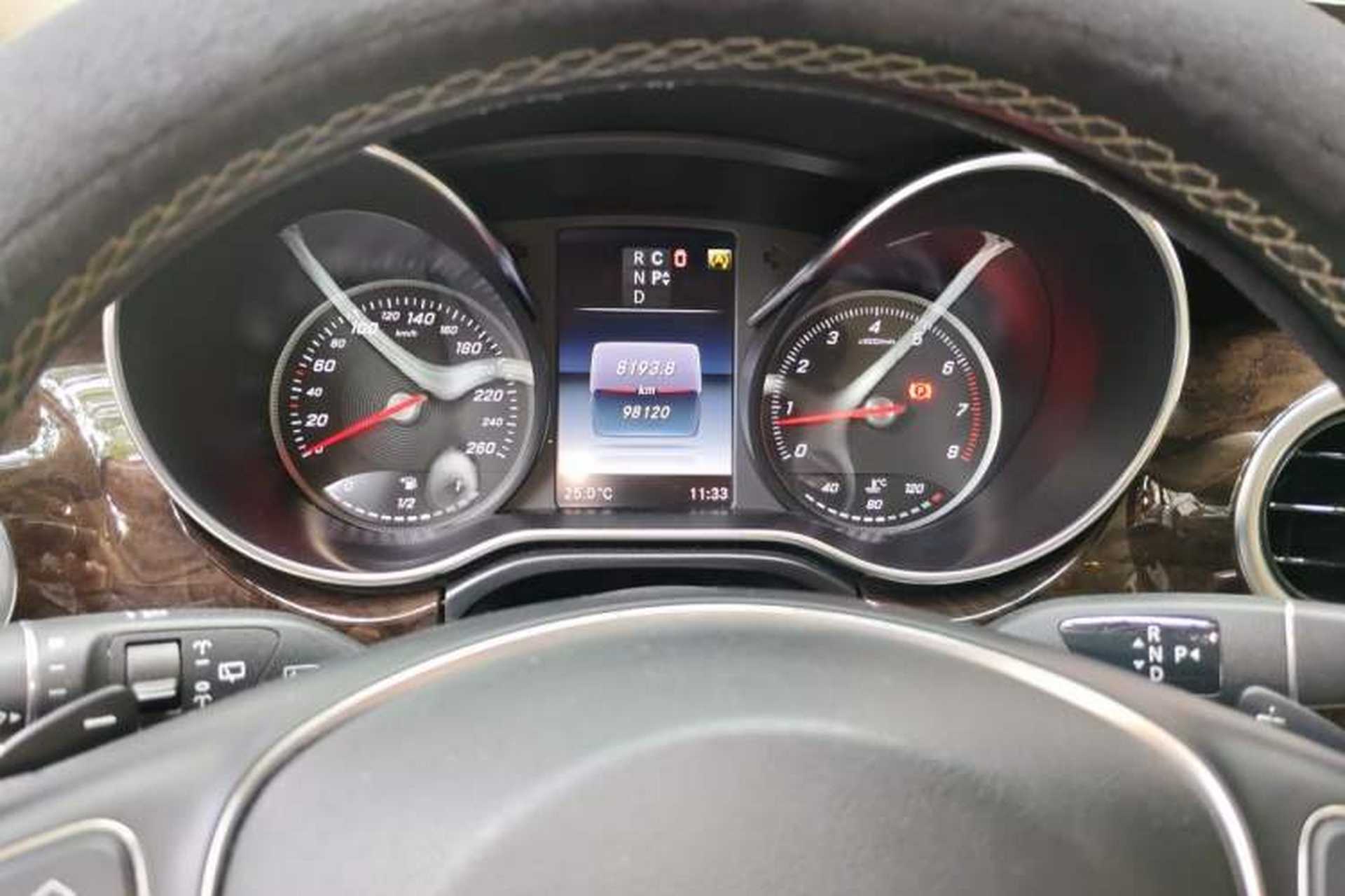 Used Mercedes-Benz V-Class 2017 V 260 L Prestige Extended Edition Instrument Cluster