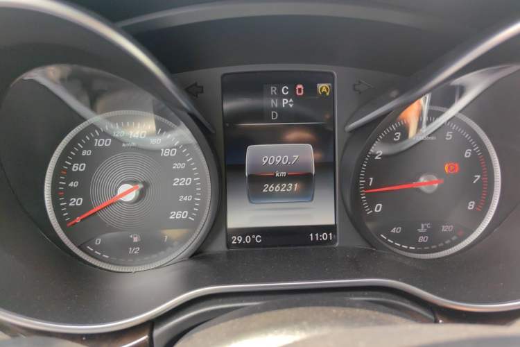Used Mercedes-Benz V-Class 2017 V 260 L Prestige Extended Edition Instrument Cluster