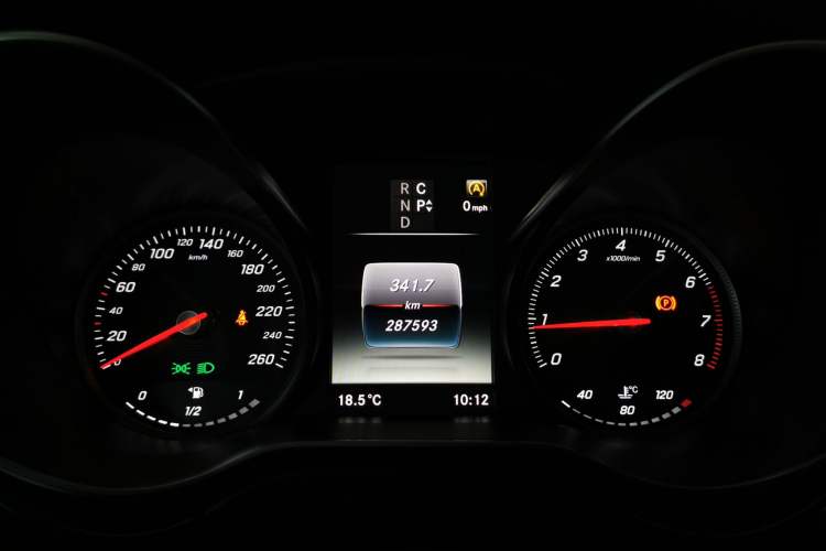 Used Mercedes-Benz V-Class 2017 V 260 L Prestige Extended Edition Instrument Cluster