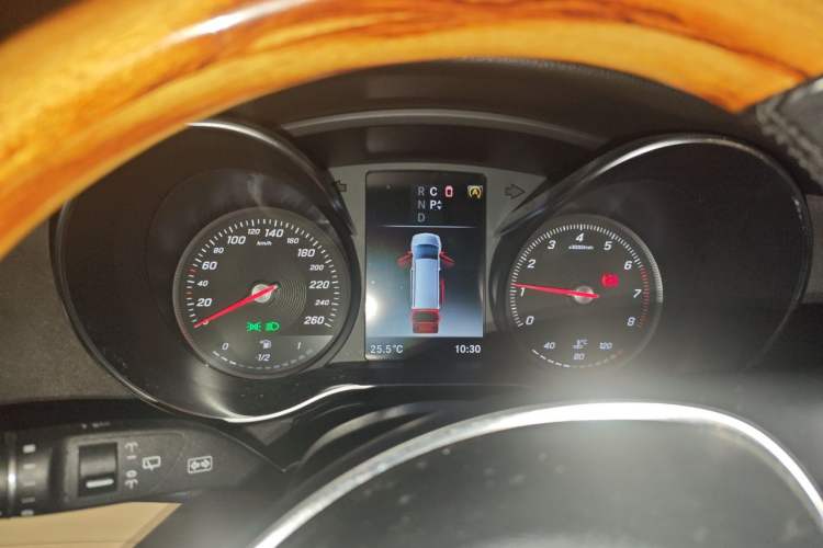 Used Mercedes-Benz V-Class  Instrument Cluster