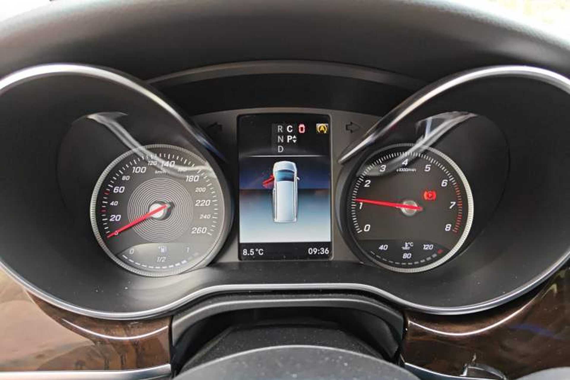 Used Mercedes-Benz V-Class 2017 V 260 L Prestige Extended Edition Instrument Cluster
