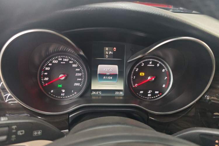 Used Mercedes-Benz V-Class 2017 V 260 Prestige Edition Instrument Cluster