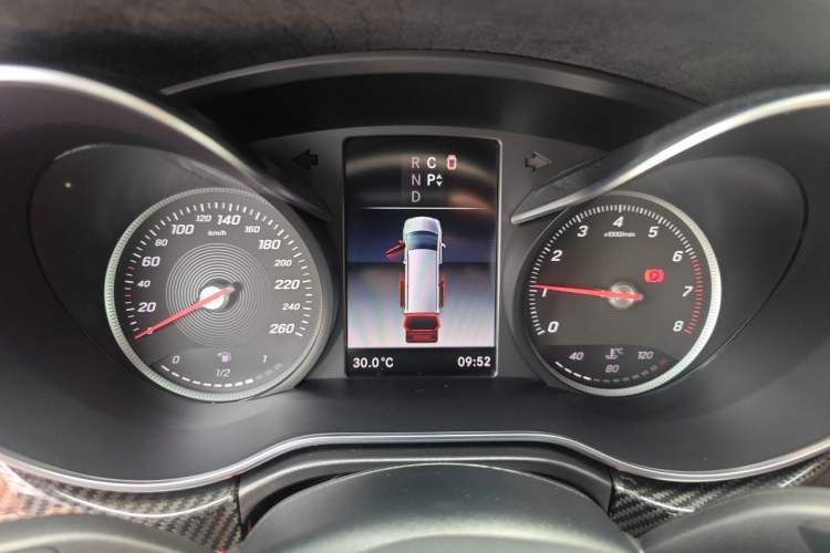 Used Mercedes-Benz V-Class 2017 V 260 L Prestige Extended Edition Instrument Cluster