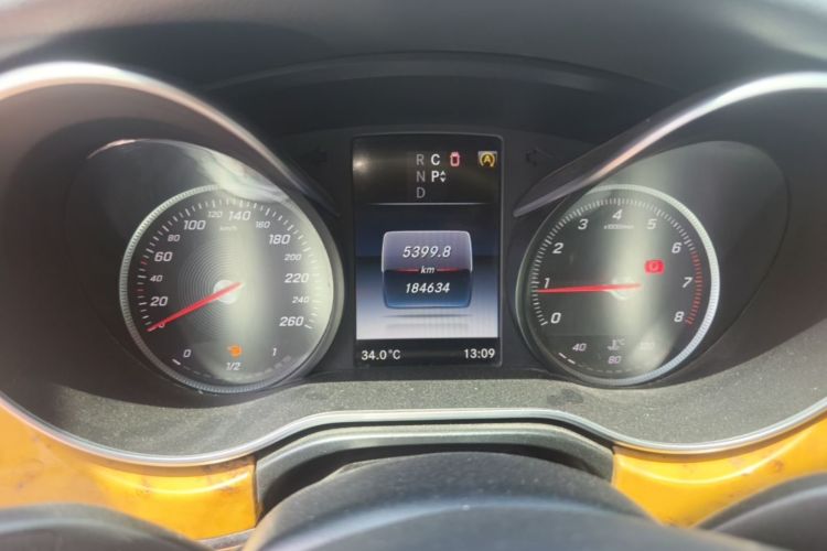Used Mercedes-Benz V-Class  Instrument Cluster