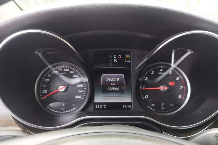 Used Mercedes-Benz V-Class 2017 V 260 Prestige Edition Instrument Cluster