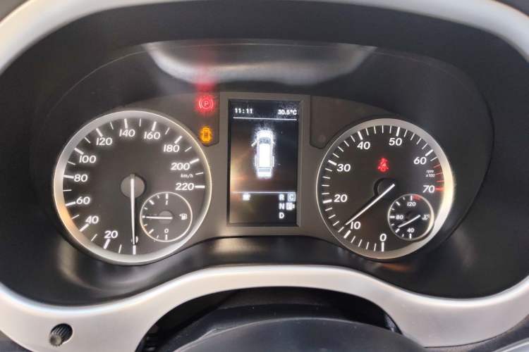 Used Mercedes-Benz V-Class  Instrument Cluster