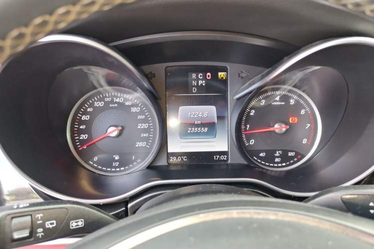 Used Mercedes-Benz V-Class  Instrument Cluster