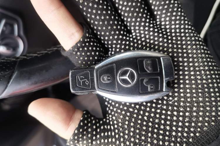 Used Mercedes-Benz V-Class 2017 V 260 Prestige Edition Interior 1