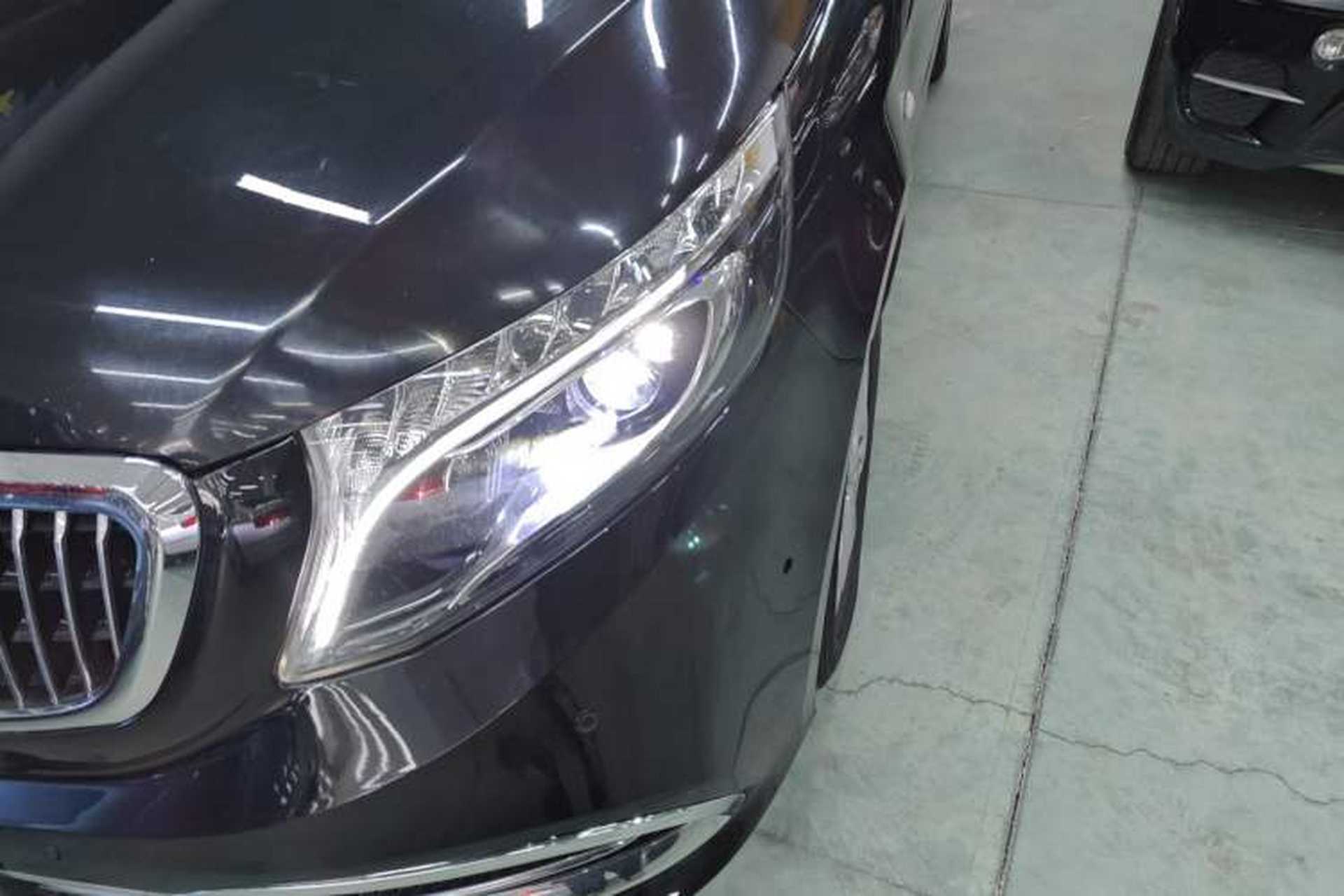 Used Mercedes-Benz V-Class  Left Front Headlight