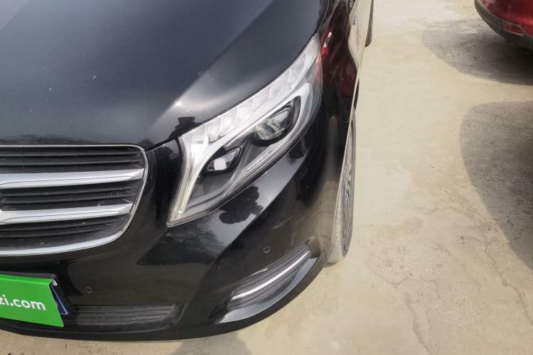 Used Mercedes-Benz V-Class 2017 V 260 Prestige Edition Left Front Headlight