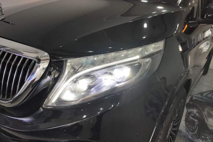 Used Mercedes-Benz V-Class 2017 V250 2.0T U.S. Spec Left Front Headlight