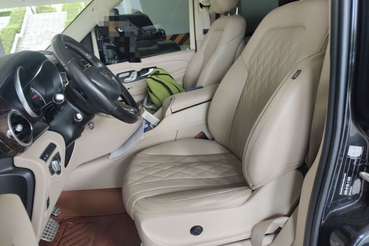 Used Mercedes-Benz V-Class 2017 V 260 L Prestige Extended Edition Left Front Seat