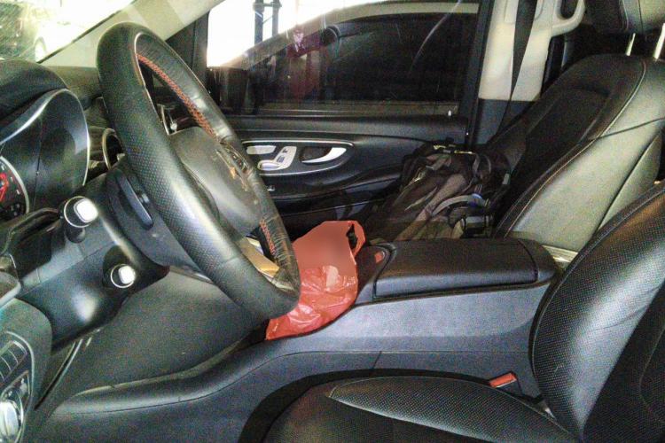 Used Mercedes-Benz V-Class 2017 V 260 L Prestige Extended Edition Left Front Seat
