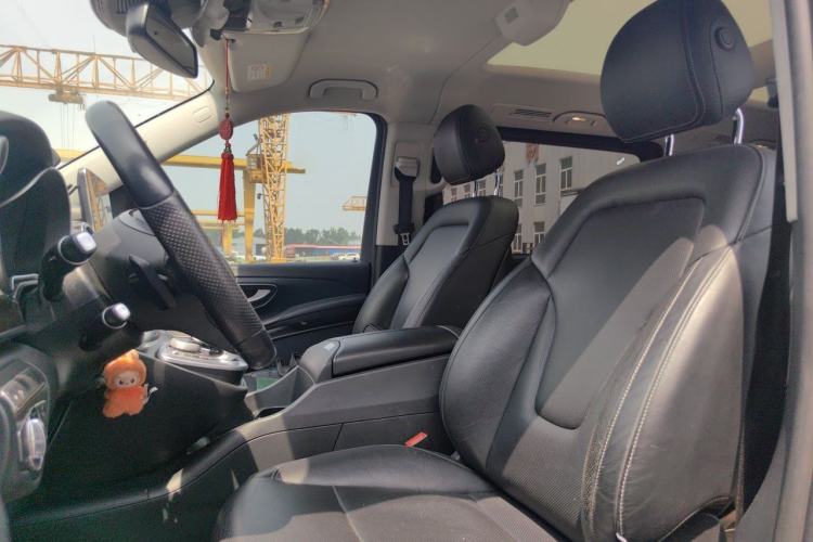 Used Mercedes-Benz V-Class 2017 V 260 L Prestige Extended Edition Left Front Seat