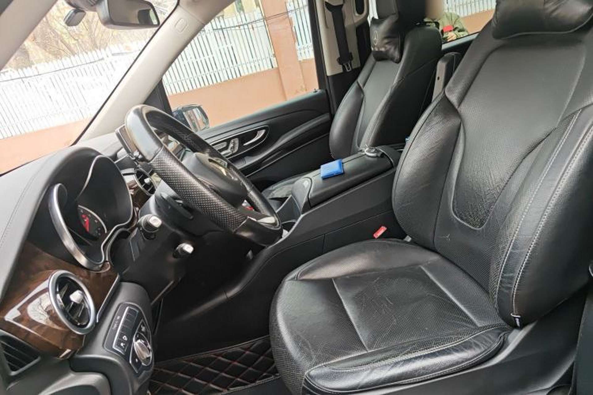 Used Mercedes-Benz V-Class 2017 V 260 L Prestige Extended Edition Left Front Seat