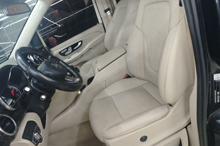 Used Mercedes-Benz V-Class 2017 V 260 Prestige Edition Left Front Seat