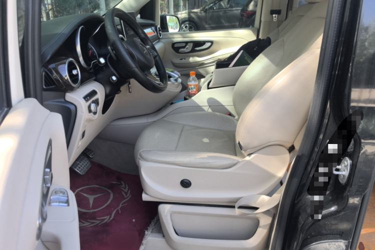 Used Mercedes-Benz V-Class 2017 V 260 L Prestige Extended Edition Left Front Seat