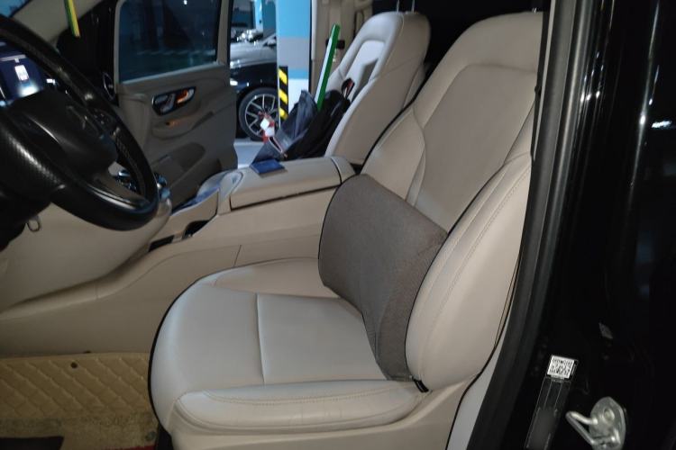 Used Mercedes-Benz V-Class 2017 V 260 L Prestige Extended Edition Left Front Seat