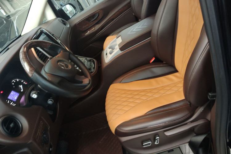Used Mercedes-Benz V-Class 2017 V250 2.0T U.S. Spec Left Front Seat