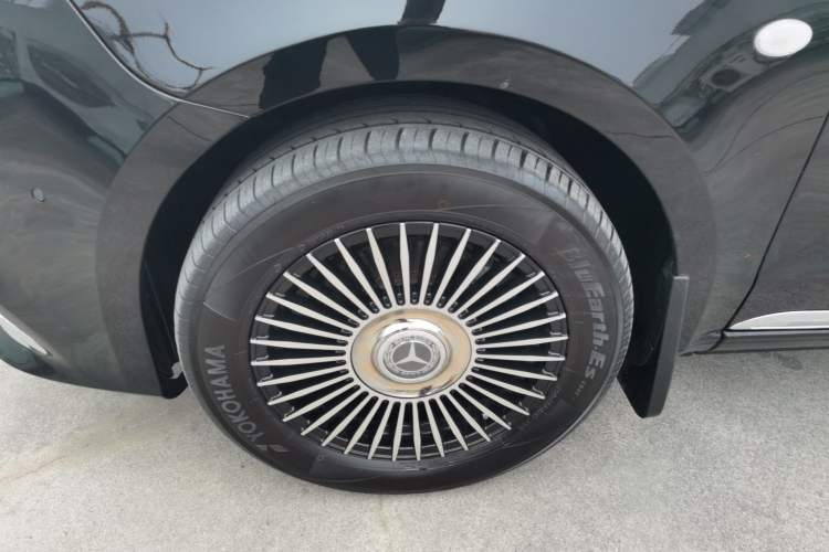 Used Mercedes-Benz V-Class 2017 V250 2.0T U.S. Spec Left Front Wheel Hub