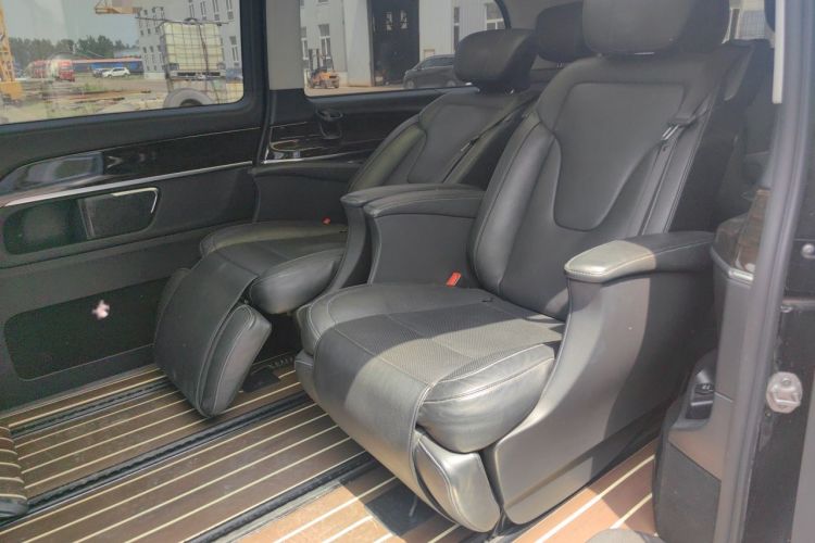 Used Mercedes-Benz V-Class 2017 V 260 L Prestige Extended Edition Left Rear Seat