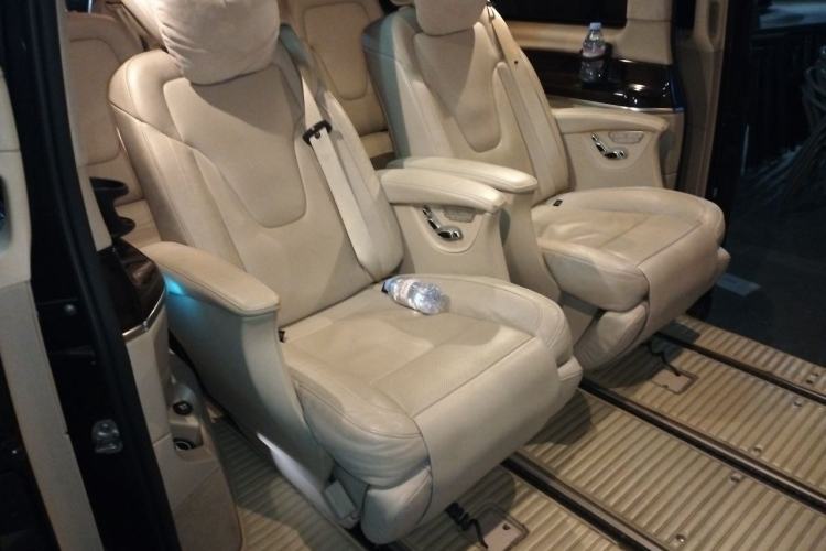 Used Mercedes-Benz V-Class 2017 V 260 L Prestige Extended Edition Left Rear Seat