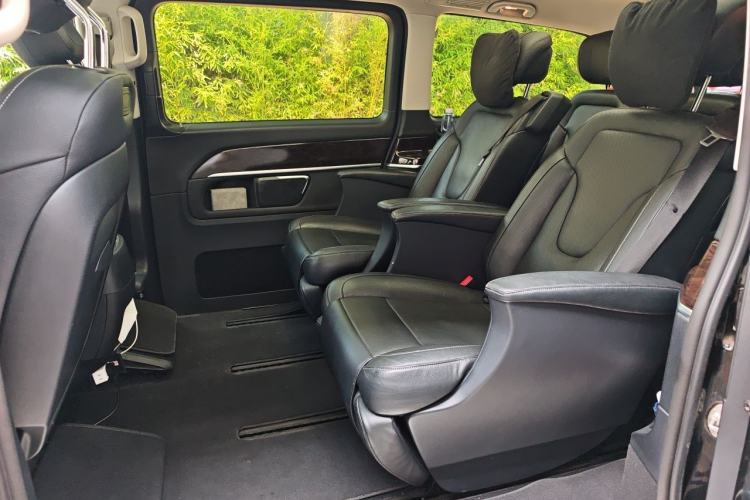 Used Mercedes-Benz V-Class 2017 V 260 Prestige Edition Left Rear Seat