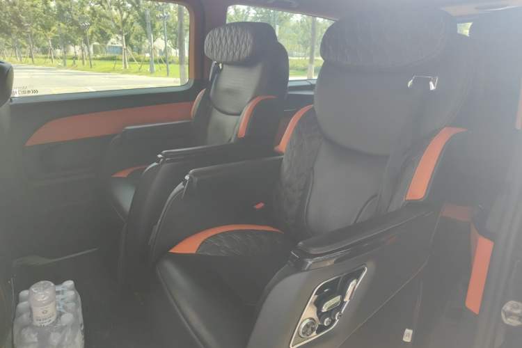 Used Mercedes-Benz V-Class 2017 V250 2.0T Base Model Left Rear Seat