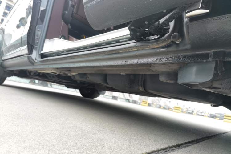 Used Mercedes-Benz V-Class 2017 V250 2.0T U.S. Spec Left Side Sill