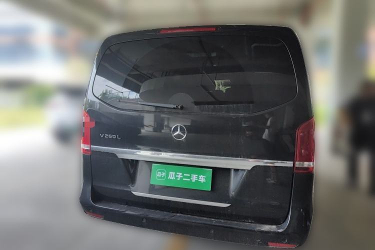 Used Mercedes-Benz V-Class 2017 V 260 L Prestige Extended Edition Rear