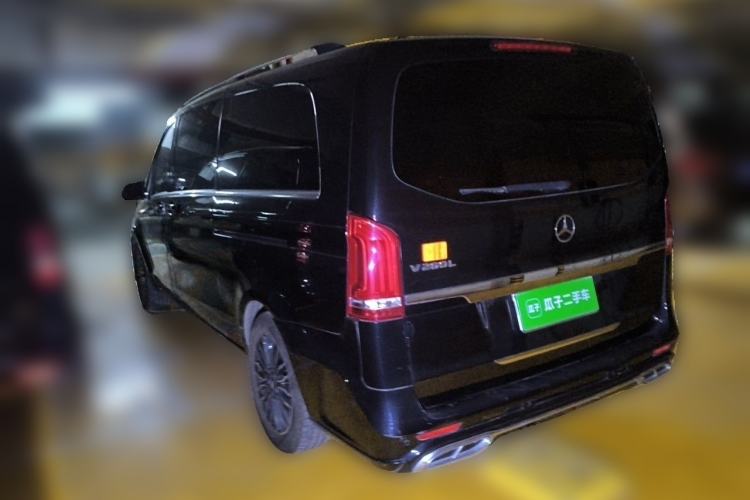 Used Mercedes-Benz V-Class 2017 V 260 L Prestige Extended Edition Rear Left 45 Deg