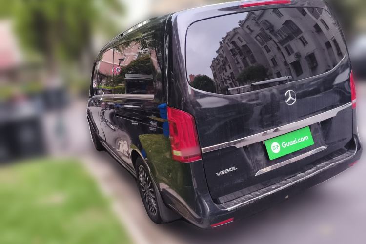 Used Mercedes-Benz V-Class 2017 V 260 L Prestige Extended Edition Rear Left 45 Deg