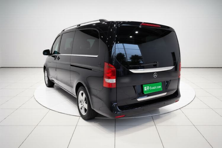 Used Mercedes-Benz V-Class 2017 V250 2.0T Base Model Rear Left 45 Deg