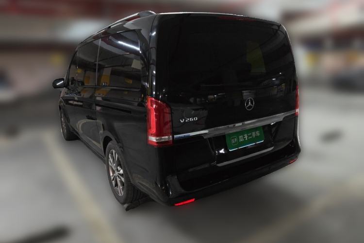 Used Mercedes-Benz V-Class 2017 V 260 Avantgarde Edition Rear Left 45 Deg