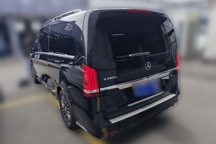 Used Mercedes-Benz V-Class 2017 V 260 L Prestige Extended Edition Rear Left 45 Deg