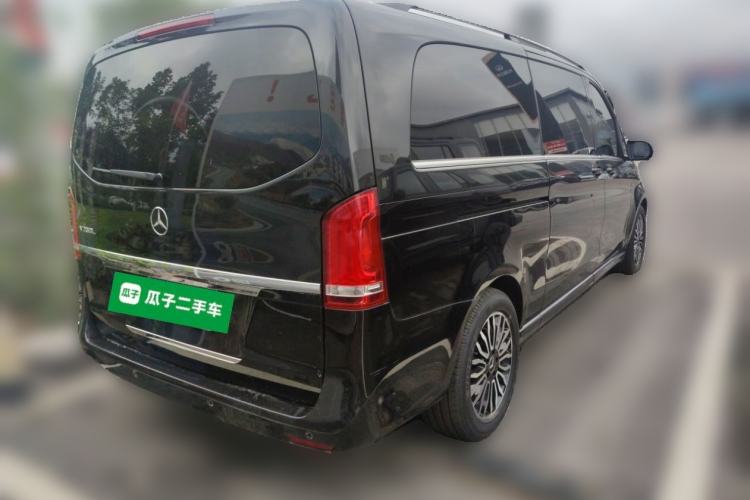 Used Mercedes-Benz V-Class 2017 V 260 L Prestige Extended Edition Rear Right 45 Deg