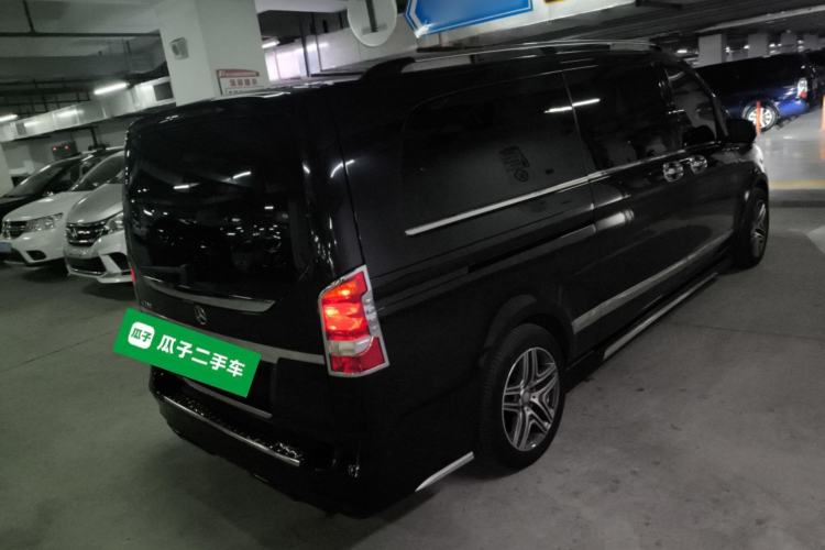 Used Mercedes-Benz V-Class 2017 2.0T Basic Extended Middle East Rear Right 45 Deg