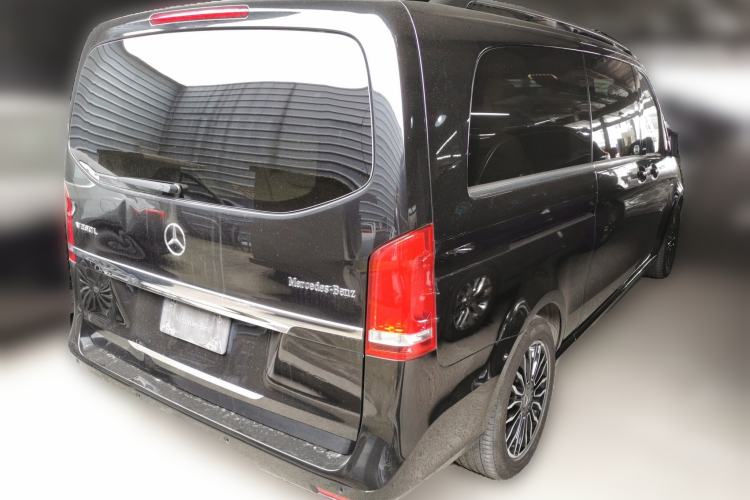 Used Mercedes-Benz V-Class 2017 V 260 L Prestige Extended Edition Rear Right 45 Deg