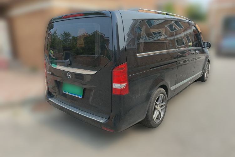 Used Mercedes-Benz V-Class  Rear Right 45 Deg