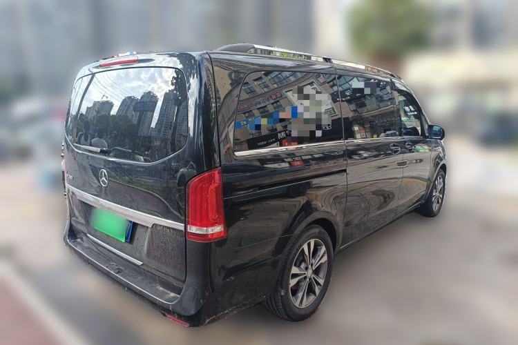 Used Mercedes-Benz V-Class 2017 V 260 Avantgarde Edition Rear Right 45 Deg