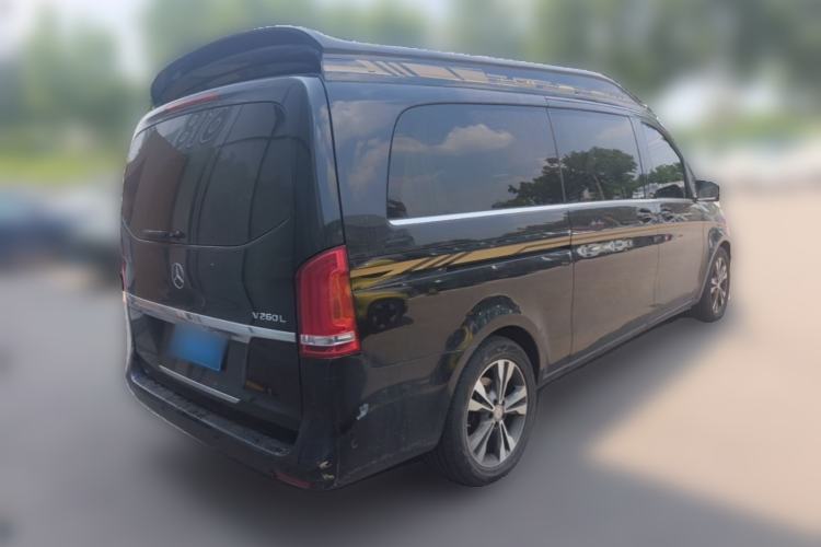 Used Mercedes-Benz V-Class  Rear Right 45 Deg