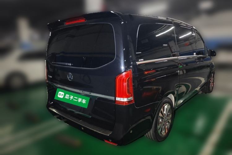 Used Mercedes-Benz V-Class 2017 V 260 Avantgarde Edition Rear Right 45 Deg