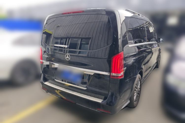 Used Mercedes-Benz V-Class 2017 V 260 L Prestige Extended Edition Rear Right 45 Deg