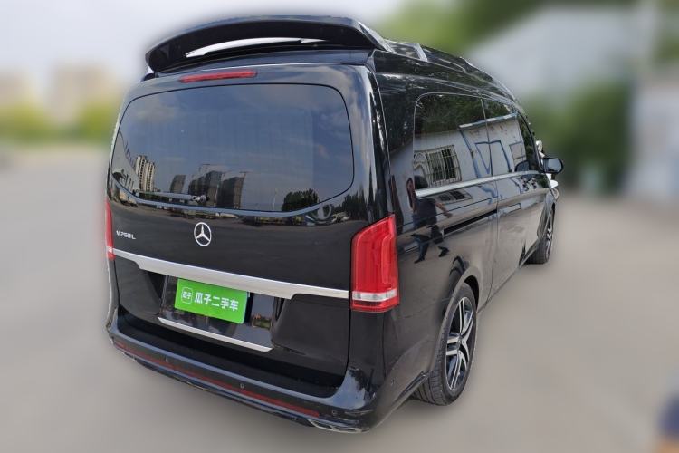 Used Mercedes-Benz V-Class  Rear Right 45 Deg