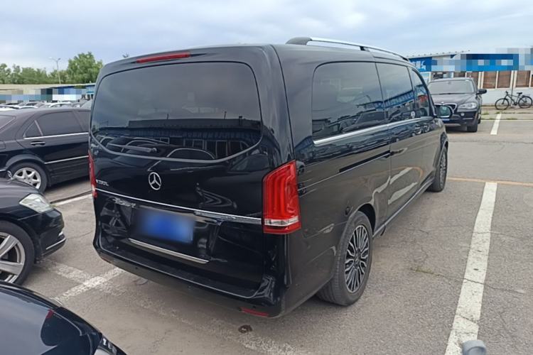 Used Mercedes-Benz V-Class 2017 V 260 L Prestige Extended Edition Rear Right 45 Deg